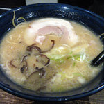 ろくの家 大黒 - 六白（ノーマルのラーメン）