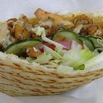 KEBABOOZ - 横幅が20cmくらいあって、けっこうボリューミーです