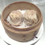 頂上麺 筑紫樓 ふかひれ麺専門店  八重洲店 - フカヒレ焼売２個。420円外