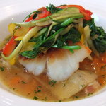 ラトラス - 「岩塩でマリネしたタラのポワレアーティチョークのガルビュースタイル」