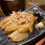 たん焼 忍 - 焼きナスも柔らかくて美味しい♥箸休め