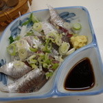 立飲みコーナー大つか - 2015.06-2 いわし刺し(200円)