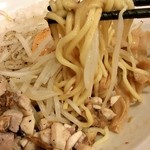 中華そば 七麺鳥 - 懐かしい豚骨汁の混ぜ麺！