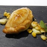 Vel  ROsier - 叉焼パイとアスパラととうもろこし