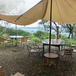 山岡ピザ - 屋外にはテント席も有る