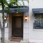 ラ・カシェット - 正面玄関