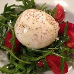 ペルラヴィータ 十号坂 - シェフが修行したプーリア州から輸入のブッラータチーズ