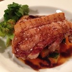 ペルラヴィータ - 沖縄ロイヤルポーク自家製塩豚のソテー