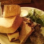 パーラー江古田 - トーストセット（湘南小麦のカンパーニュ入りでラッキー！！）