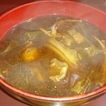 あべちゃん - ハンバーグ定食の具沢山な赤出汁味噌汁