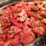 焼肉 元 - 手前が「和牛上ロース」