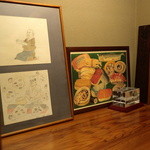 吉野鮨本店 - 小上がりには「日本橋三四四會（みよし會）」の札が