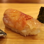 吉野鮨本店 - 赤貝