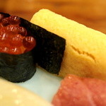 吉野鮨本店 - いくら/玉子焼き