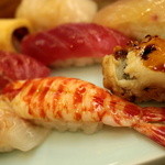 吉野鮨本店 - ”にぎり”は、鮪（赤身/中トロ）/才巻海老/煮穴子/烏賊/鯵/帆立/鯛/いくら/平目/玉子