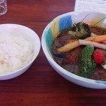 樽召し庵 - 野菜&挽肉 850円