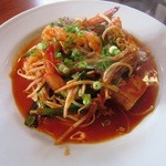 居酒屋SANUFA - 海老と島豆腐のピリ辛ソース炒め