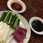 中華美食府 - 北京ダック１羽（４，６８０円）のタレ等２０１５年６月