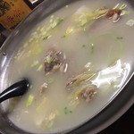 北京ダック１羽（４，６８０円）のスープ　２０１５年６月