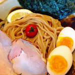 麺や偶 もとなり - 海老つけ麺＊レモン良い仕事