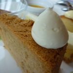 キャナリィ ロウ 八事店 - シフォンケーキ