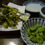 Shiduka - そらまめ840円、山菜天ぷら1470円
