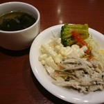 メヒコ - サラダ&スープバー(410円)