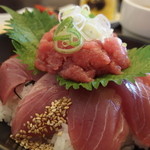 ごはん処 花季 - 本マグロネギトロ丼