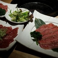 和牛焼肉じろうや 介 wagyu&sake 名古屋駅前本店 - 