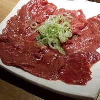 和牛焼肉じろうや 介 wagyu&sake 名古屋駅前本店 - 飛騨牛ウデ