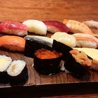 東鮨 新店 - 14貫ランチ1,000円也