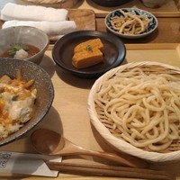 自家製粉石臼挽きうどん 青空blue 本店 - 