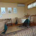 カフェ・ド・マンマ - テーブル席