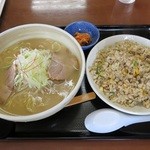 らぁめん伝 - ラーメン＋チャーハンセット？チャーハン＋ラーメンセット？