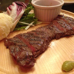 近江牛ステーキとがぶ飲みワイン ニクバルモダンミール - お肉（≧∇≦）
