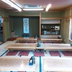 そば処 湧水 - 店内写真二階席