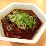 魚屋の台所 下の一色 - 鯨のどて煮500円税込