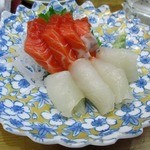 Sushi Zen - キングサーモンとおひょうの昆布じめ