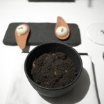 オマージュ - 土イメージしたデザート、雷おこし