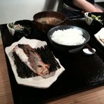 魯榮堂 - 鯛の炭火焼定食