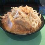 ラーメン107 - 野菜盛り「普通」です