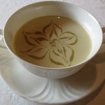 YAMA - グリンピースのスープ