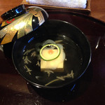 和 あすか - 吸い物(卵豆腐、蓮根、旬菜、酢橘)