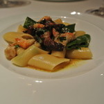 リストランテ カノフィーロ - 北海シマエビと万願寺トウガラシ、ジロール茸のアーリオオーリオ　ペンネ