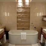 ザ・ペニンシュラ東京 - 