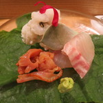 日本料理 太月 - 27年6月　九州天草鱧、閖上赤貝、大分伊佐木　ビーツ・プラパラリーフ