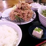 一刻屋 - からあげ定食：860円