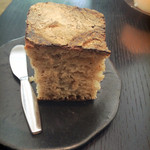 ラ・ボンヌターブル - 