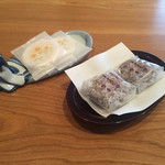 おとぎの宿米屋 - ［部屋］
      お茶菓子。