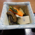信夫山文庫 - 豆腐と野菜の煮物